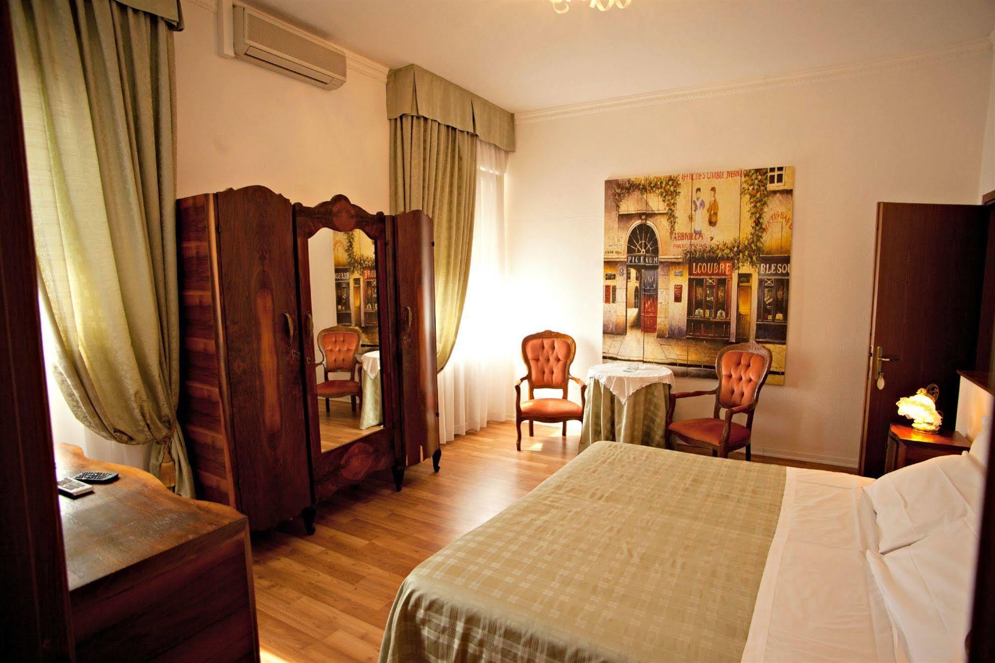 Hotel Mini Palace - Country House Molinella Exterior foto