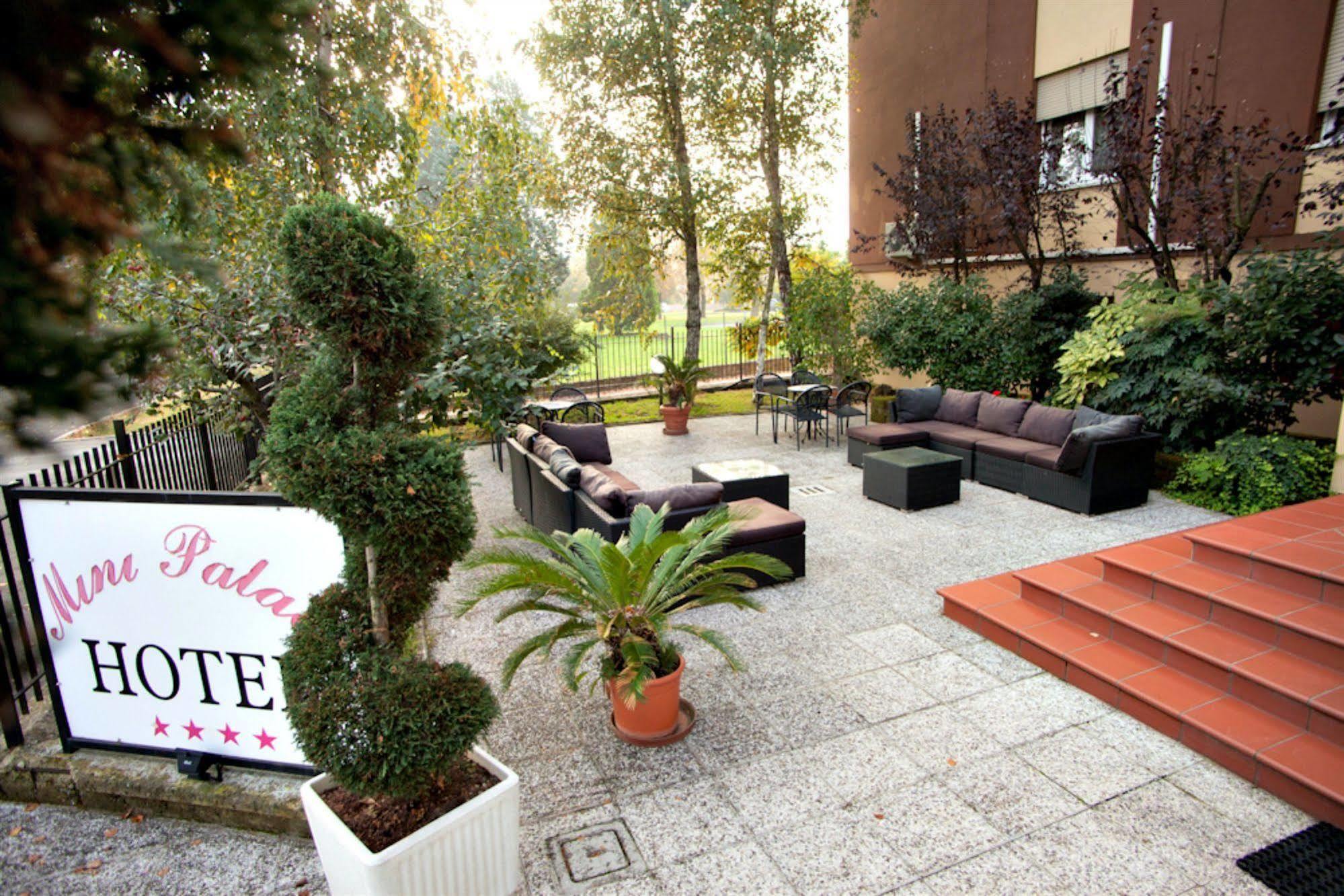 Hotel Mini Palace - Country House Molinella Exterior foto