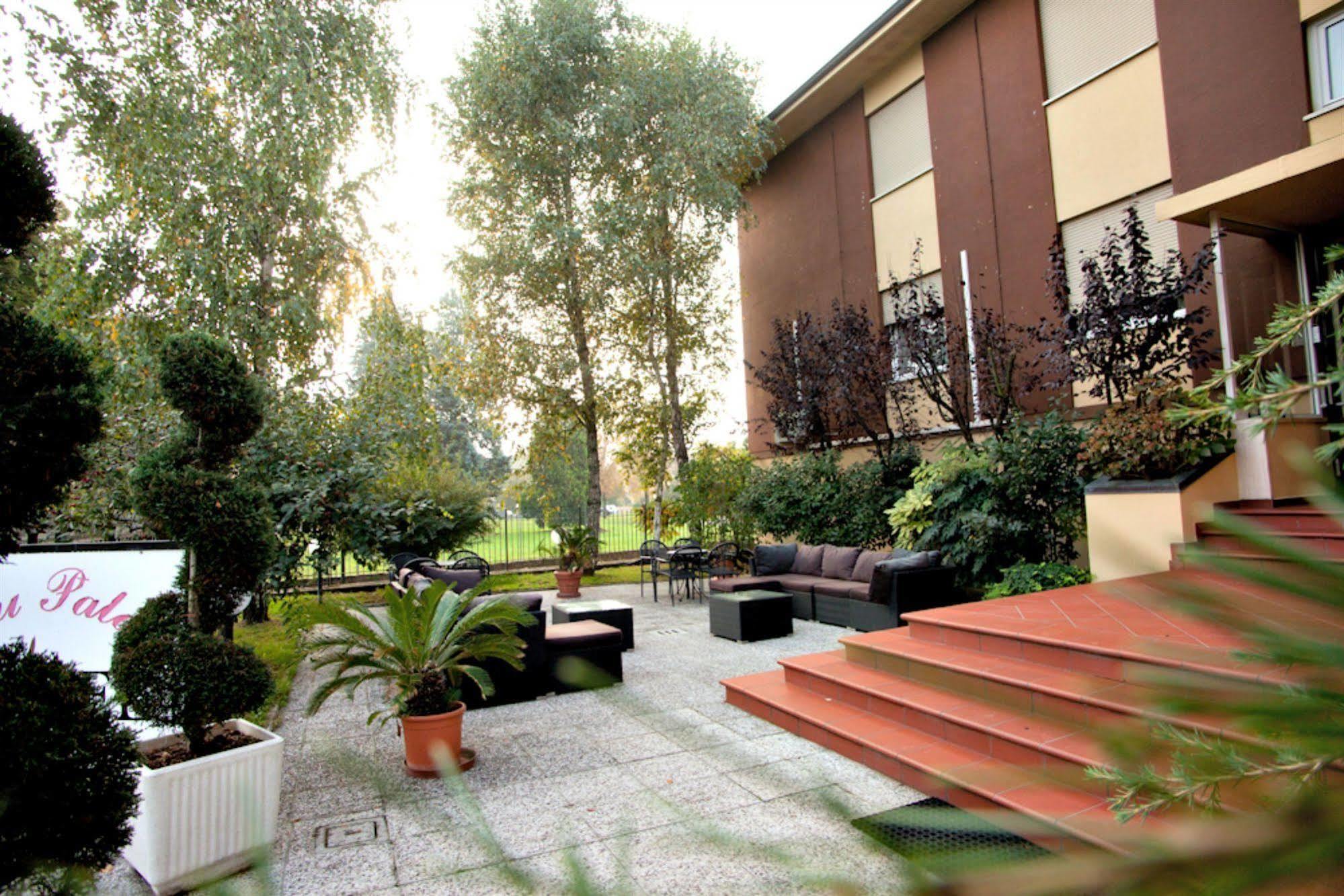 Hotel Mini Palace - Country House Molinella Exterior foto
